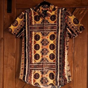 Forever 21 Men's Mandala Pattern Button Down Shirt Size Small